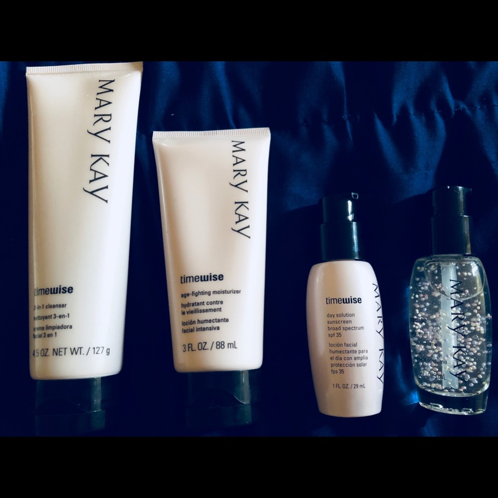 Mary Kay Timewise set in search of an owner💕